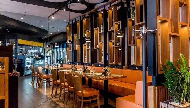 Restaurant interior 5