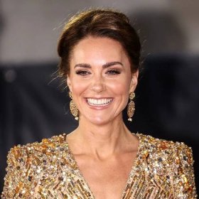Kate Middleton Left Us Speechless In A Sequined Pink Dress For The Buckingham Palace Diplomatic Reception—She's So Stunning!