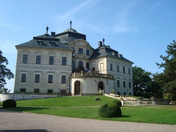 Fotografie - Chlumec nad Cidlinou-zámek Karlova Koruna - 15.08.2009