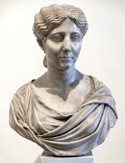 Antonia Minor - Wikipedia
