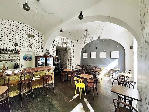 VELTLIN - Autentický vinný bar