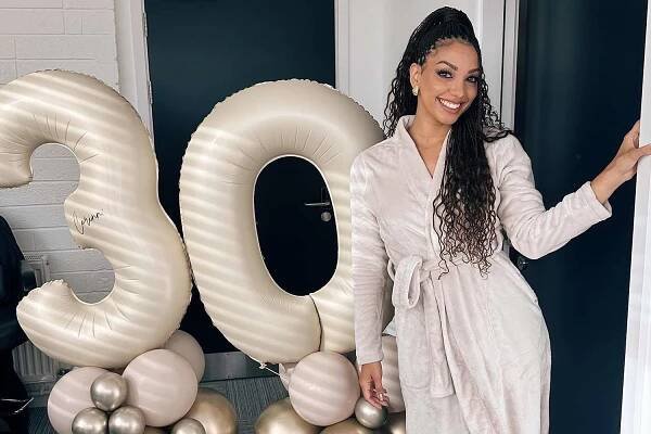 Jamie Foxx's Daughter Corinne Celebrates Milestone Birthday with Trip to Ireland: 'Thirty, Flirty & Thriving'