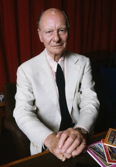 EGOT winners English actor Sir John Gielgud (1904 - 2000), circa 1985. (Photo by Tim Roney/Getty Images)
