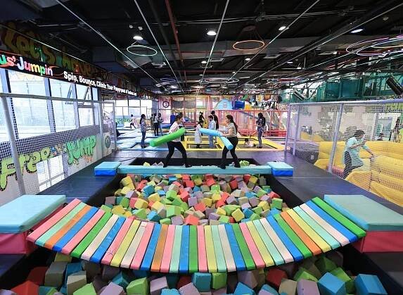 Discover the Best Trampoline Park at Jus Jumpin