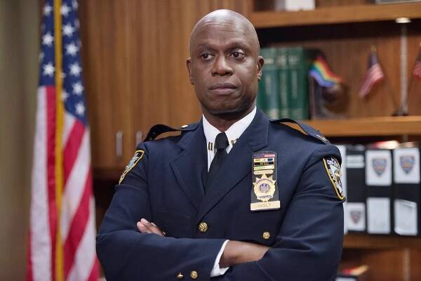 Brooklyn 99 - Obvinění s upřesněním - Z filmu - Andre Braugher