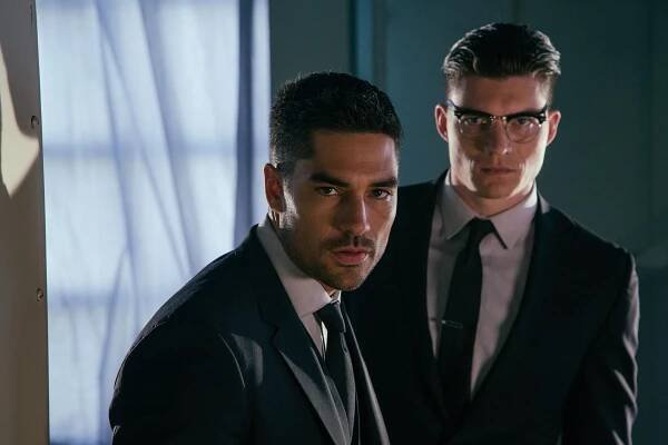 Od soumraku do úsvitu - Head Games - Z filmu - D.J. Cotrona, Zane Holtz