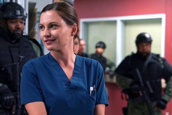 Noční směna - Land of the Free - Z filmu - Jill Flint