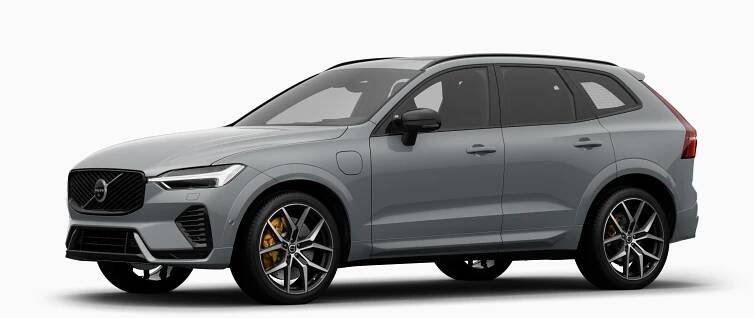 Exteriér vozu Volvo v tříčtvrtečním pohledu, prosté studiové pozadí.