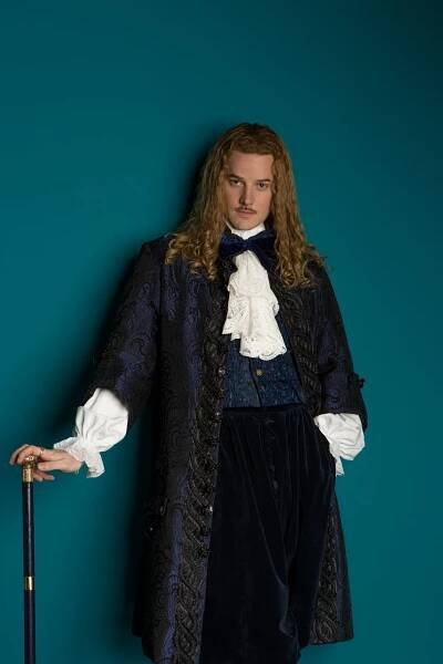 Evan Williams - Versailles - Promo