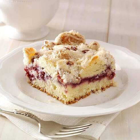 Strawberry Rhubarb Coffee Cake Recipe