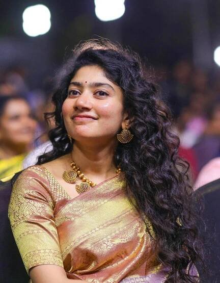 Sai Pallavi - Lip, Smile, Flash photography, Earrings, Ha...