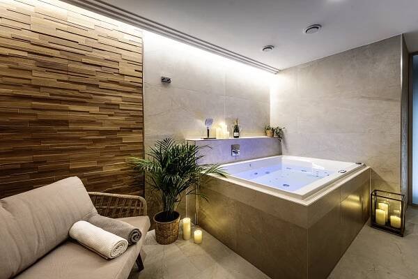 Spa for two