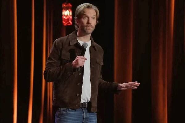 Anthony Jeselnik in 'Bones and All'