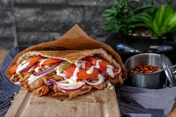 Chicken Shawarma Delight: A Mediterranean Classic