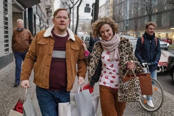 Ein ganz normaler Tag - Z filmu - Oliver Bröcker, Pia Micaela Barucki