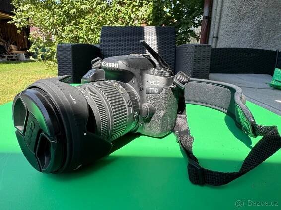 Prodám CANON EOS 77D - tělo