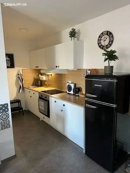 Prodej bytu 2+kk 48 m², Hronovická, Pardubice - Zelené Předměstí