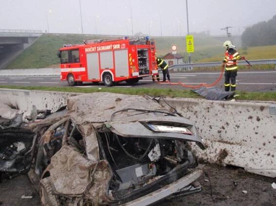 OBRAZEM: Tragická nehoda na D1 v Ostravě
