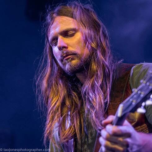 Interview: Lukas Nelson – MARX