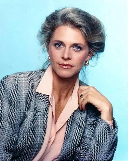 Michelle Ryan - Bionic Woman - Lindsay Wagner - MICHELLERYAN.TV
