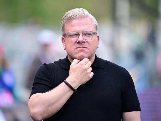 Friis o formě i tlaku před nadstavbou: Ptejte se jiných. Vysvětlil Sadílkovu absenci