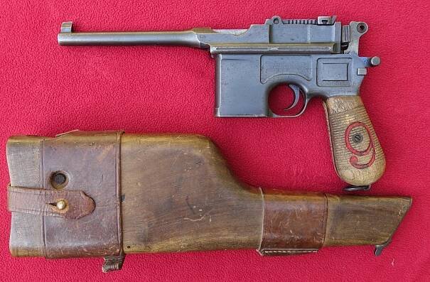 Pistole Mauser C.96 v ráži 9mm Luger - Sběratelské zbraně