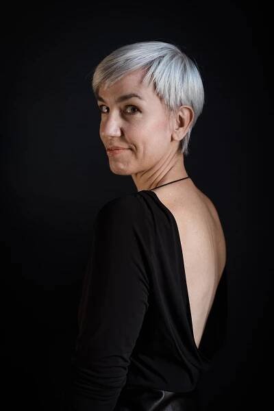 People — Kate Thompson