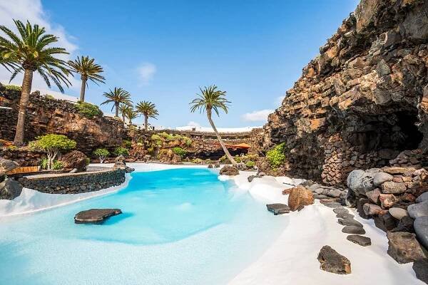 Lanzarote through the visionary César Manrique