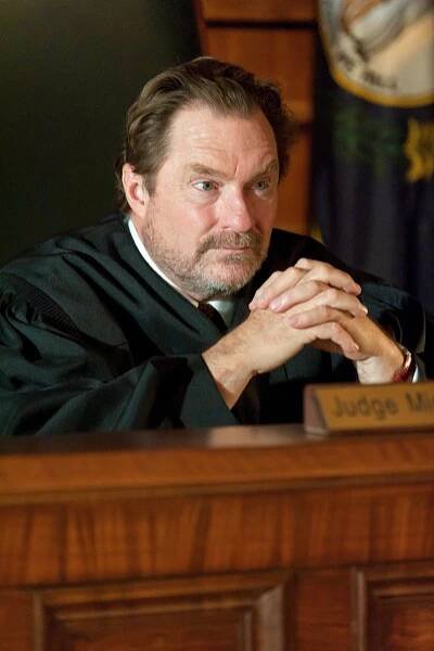 Strážce pořádku - Guy Walks Into a Bar - Z filmu - Stephen Root
