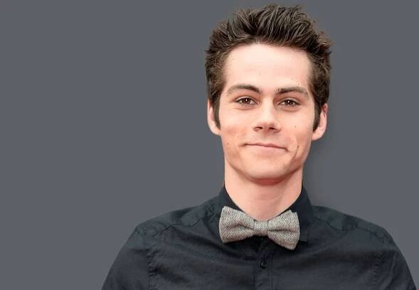 Dylan O'Brien Bowtie Wallpaper
