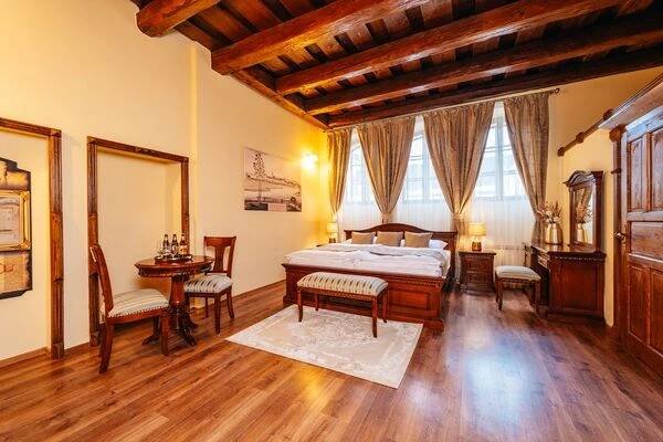 KNÍŽECÍ APARTMÁNY REGENT foto 3