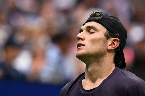 US Open 2024: Exhausted Jack Draper worn down as Jannik Sinner wins gruelling clash to reach final