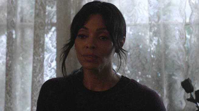 October Faction - Z filmu - Tamara Taylor