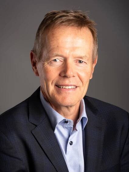 Portrait of Peter Williams by Stewart Savage