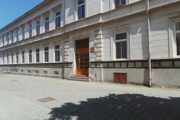 ZŠ T.G. Masaryka, Bystřice pod Hostýnem I. stupeň foto 1