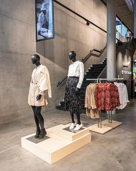 Tom Tailor OUTLET in Germany • 70%* off in Sale | Outletcity Metzingen