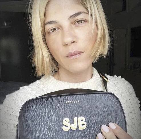 Hvězda Hellboye Selma Blairová s roztroušenou sklerózou: Bez hole už chodit nezvládne