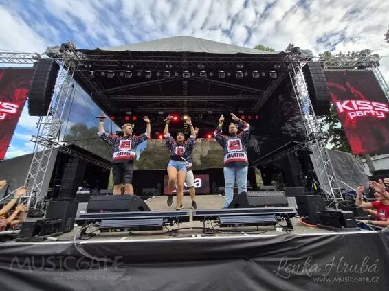 Report z 90’s Kiss Party – Loket, 30. srpna 2025 (2025) na MUSICGATE.cz (projděte bránou do světa hudby)