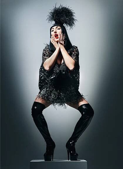 IRIS Covet Book | ROSSY DE PALMA