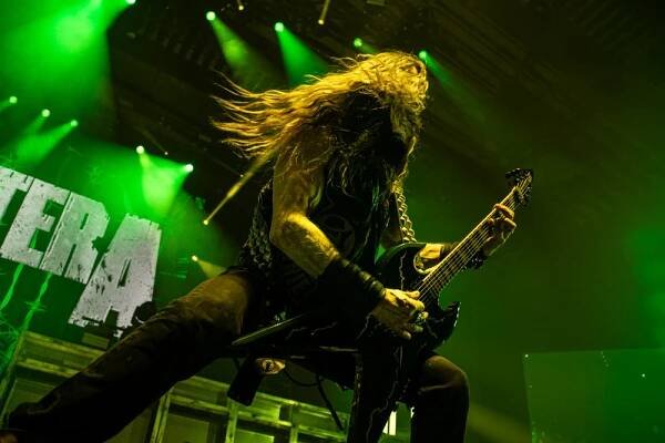 Pantera ovládla Ostravu! Americká metalová kapela předvedla divokou show - musicserver.cz