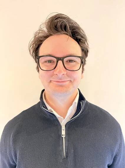 Daniel Davis