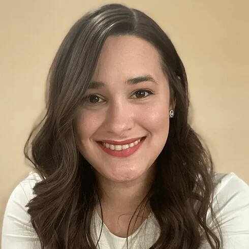 Adriana Ruiz, Therapist in Texas