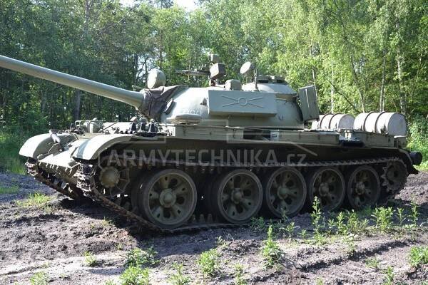Tank T-55A | ARMYTECHNIKA.cz