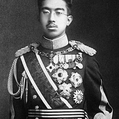 „Situace se nevyvíjí ve prospěch Japonska“: Když císař Hirohito oznámil kapitulaci země, většina lidí mu nerozuměla – G.cz