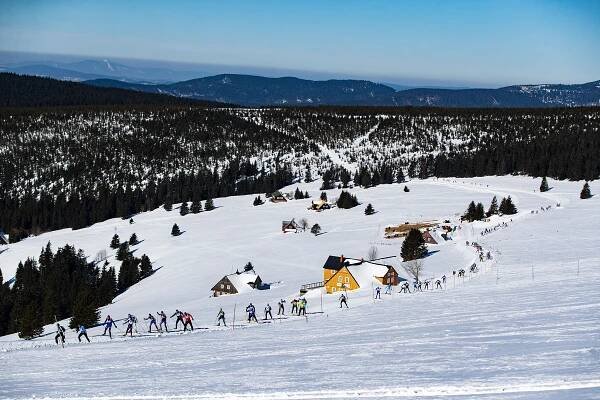 Krkonošská 70: Závod, v němž běžky spojují odhodlání a přátelství