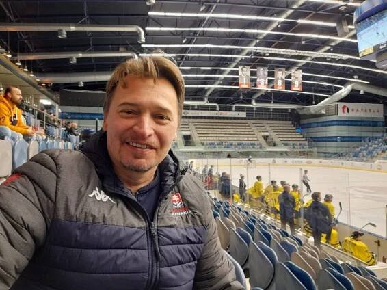 Pestrá kariéra Michala Hreuse. V Mannheimu hrál s Grossem, v Litvínově s olympijskými vítězi a v Bratislavě je ve stejném klubu s trenérem Růžičkou - SportDeník