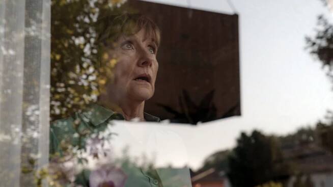 Karla, Rosalie und das Loch in der Wand - Z filmu - Ruth Reinecke