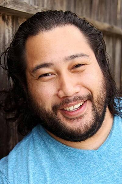 Cooper Andrews herec