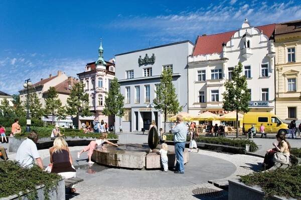 Benešov: město v České republice, ve Středočeském kraji, v okrese Benešov