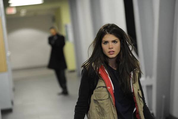 Fugitive at 17 (2012)